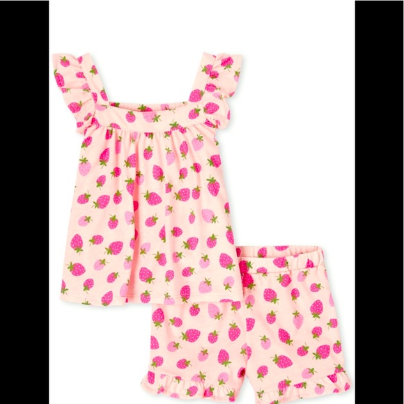 NWT 2pc strawberry print outfit